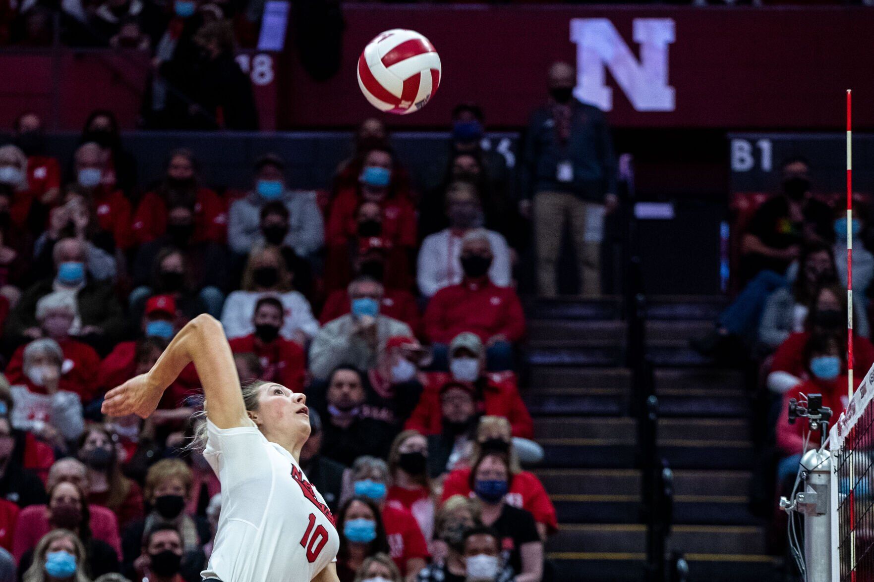 112021-owh-spo-nebvolley-LS09.jpg